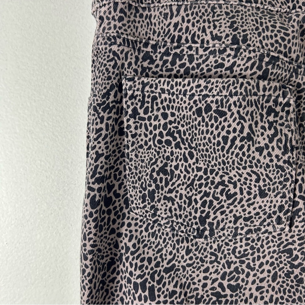 Women’s‎ Spanx Jean-ish Ankle Leggings in Desert Dot Size Medium Animal Print - Picture 5 of 16